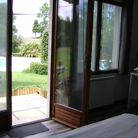 Domaine à L'aise - Piscine Chauffée Couette-café
