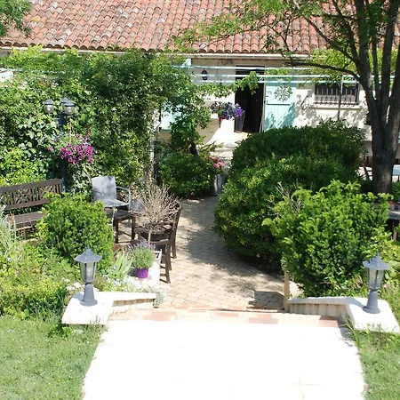 Domaine A L'aise - Piscine Chauffee 4*