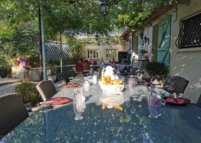Domaine à L'aise - Piscine Chauffée