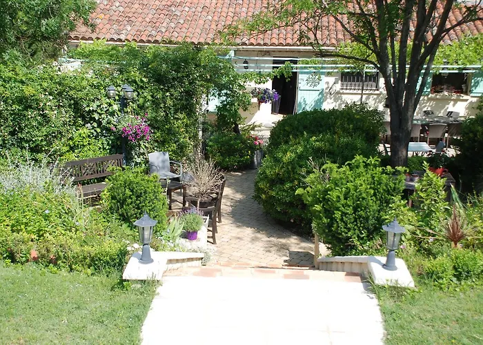 Domaine à L'aise - Piscine Chauffée 4*